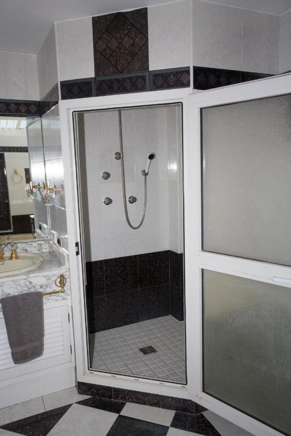 Alojamiento El Chaparro Barbate Junto A La Venta El Loro エクステリア 写真